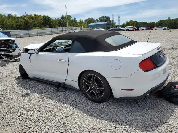1FATP8UH5M5113402 2021 FORD MUSTANG - Image 2