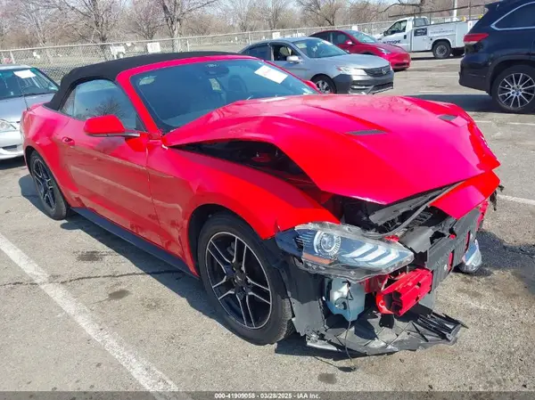 1FATP8UH5M5116008 2021 FORD MUSTANG - Image 1