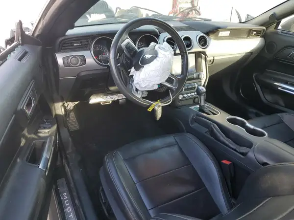 1FATP8UH5M5116168 2021 FORD MUSTANG - Image 8