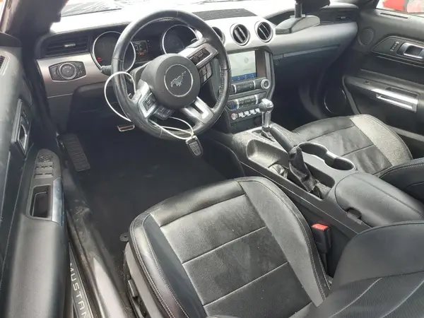 1FATP8UH5M5121323 2021 FORD MUSTANG - Image 8