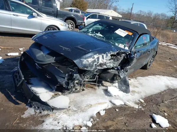 1FATP8UH5N5102398 2022 FORD MUSTANG - Image 2