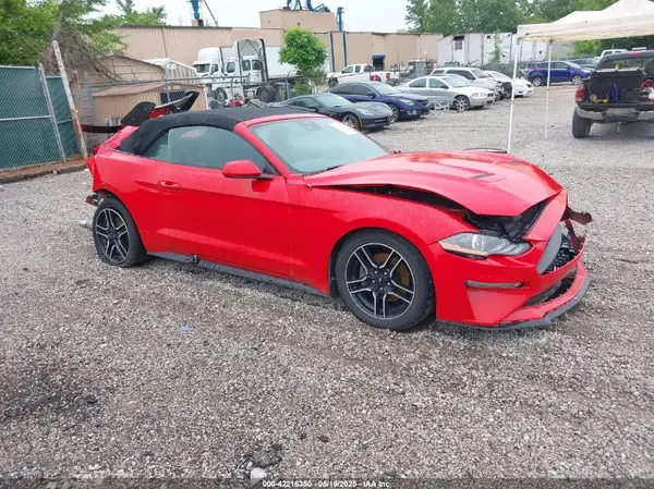 1FATP8UH5N5115670 2022 FORD MUSTANG - Image 1