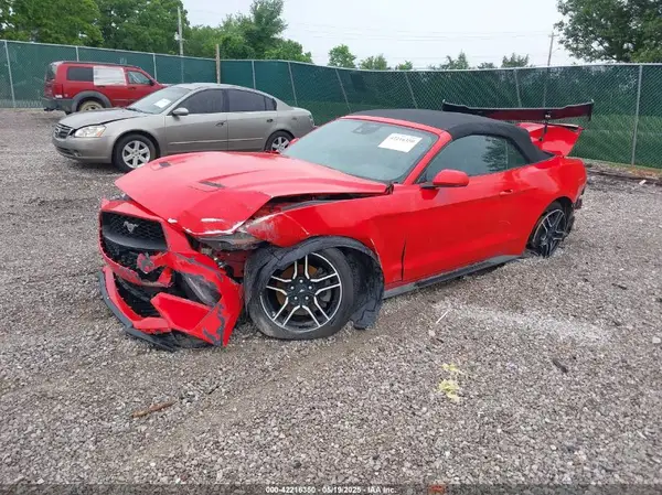 1FATP8UH5N5115670 2022 FORD MUSTANG - Image 2