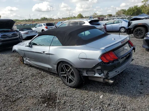 1FATP8UH5N5119606 2022 FORD MUSTANG - Image 2