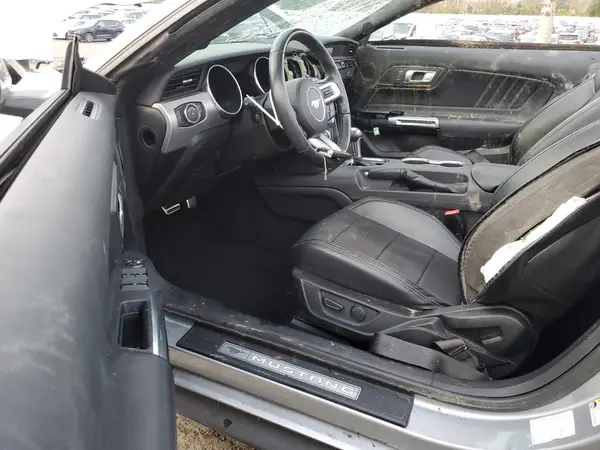 1FATP8UH5N5129620 2022 FORD MUSTANG - Image 8