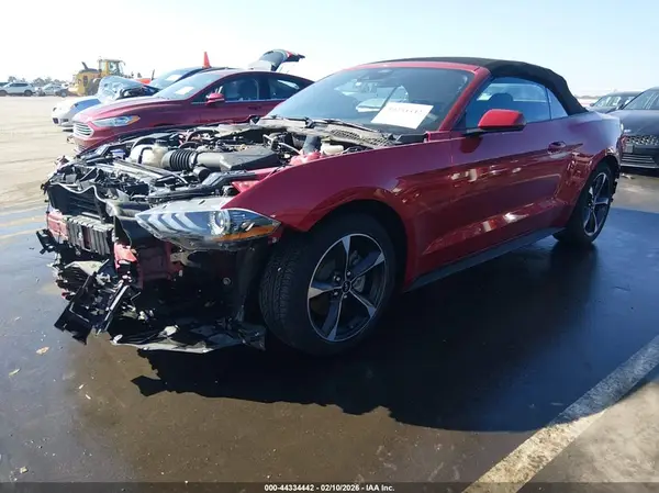 1FATP8UH5N5130430 2022 FORD MUSTANG - Image 2