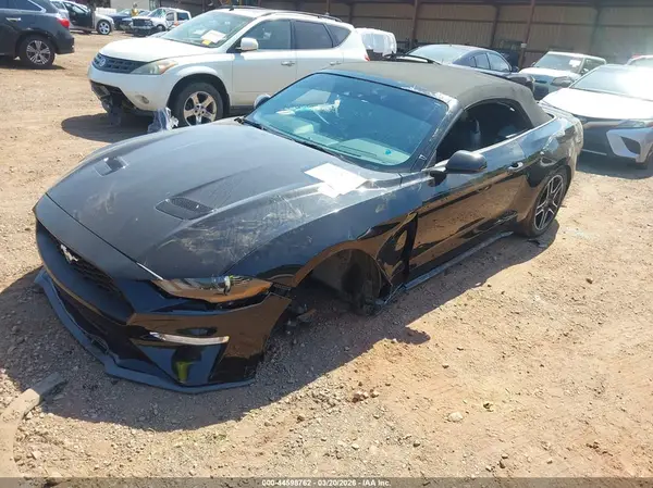 1FATP8UH5P5100590 2023 FORD MUSTANG - Image 2
