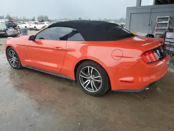 1FATP8UH6G5222102 2016 FORD MUSTANG - Image 2