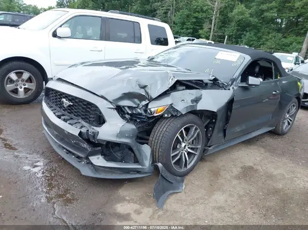 1FATP8UH6G5247405 2016 FORD MUSTANG - Image 2