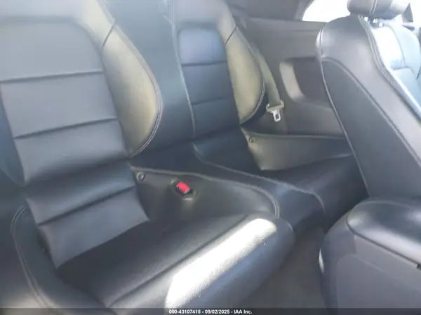 1FATP8UH6G5253611 2016 FORD MUSTANG - Image 8