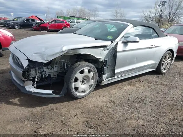 1FATP8UH6G5255522 2016 FORD MUSTANG - Image 2