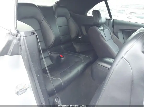 1FATP8UH6G5255522 2016 FORD MUSTANG - Image 8