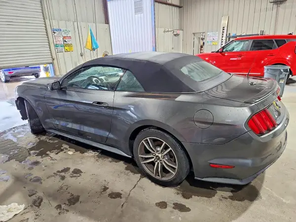 1FATP8UH6G5284759 2016 FORD MUSTANG - Image 2
