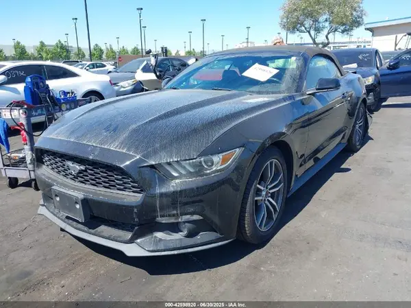 1FATP8UH6G5285054 2016 FORD MUSTANG - Image 2
