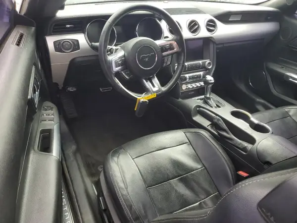 1FATP8UH6H5220271 2017 FORD MUSTANG - Image 8