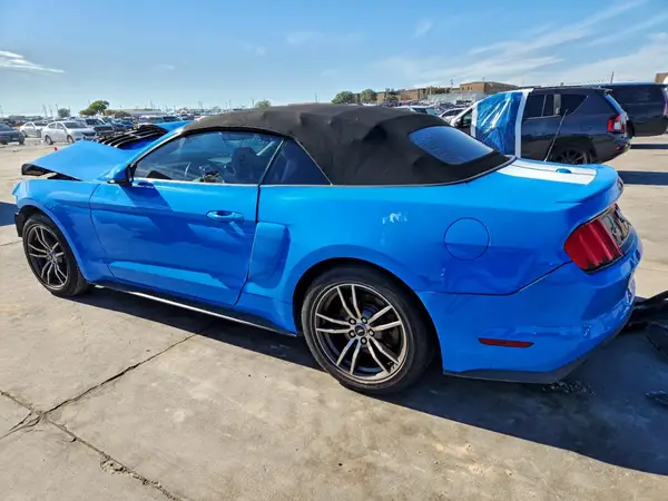 1FATP8UH6H5235286 2017 FORD MUSTANG - Image 2