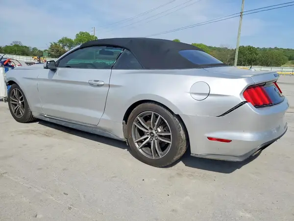 1FATP8UH6H5254405 2017 FORD MUSTANG - Image 2