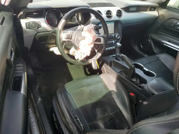 1FATP8UH6H5254405 2017 FORD MUSTANG - Image 8