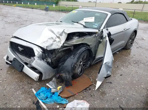 1FATP8UH6H5278624 2017 FORD MUSTANG - Image 2