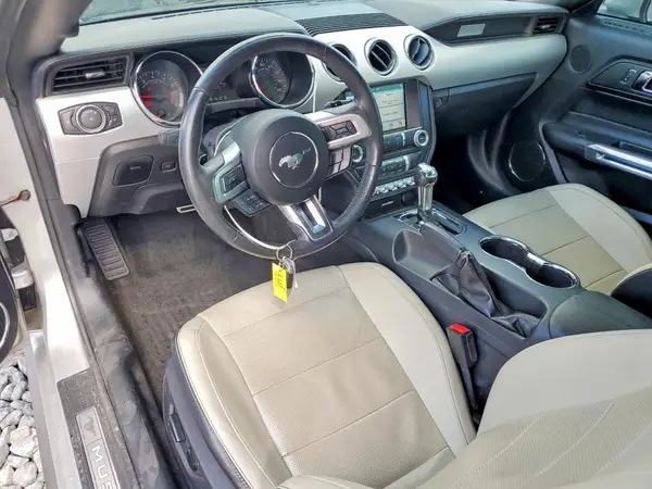 1FATP8UH6H5287775 2017 FORD MUSTANG - Image 8