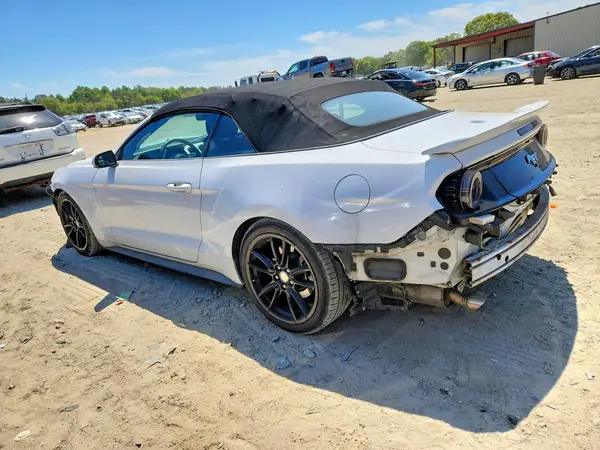 1FATP8UH6H5295939 2017 FORD MUSTANG - Image 2