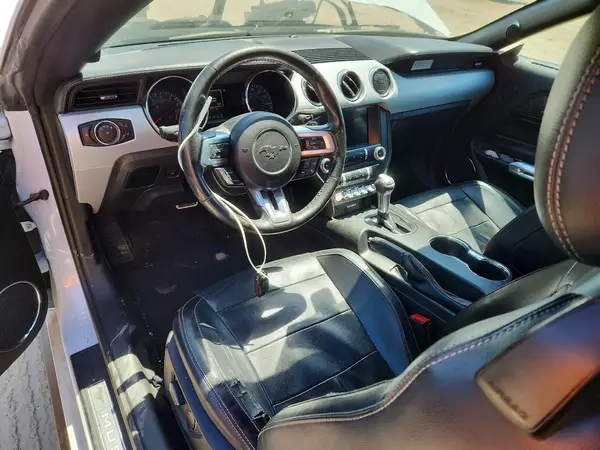 1FATP8UH6H5295939 2017 FORD MUSTANG - Image 8