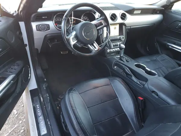 1FATP8UH6H5307281 2017 FORD MUSTANG - Image 8