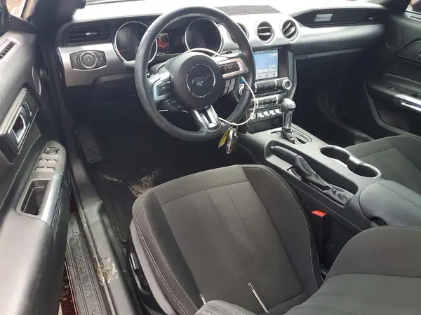 1FATP8UH6J5110732 2018 FORD MUSTANG - Image 8