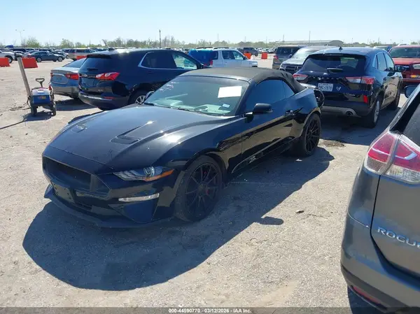 1FATP8UH6J5111282 2018 FORD MUSTANG - Image 2