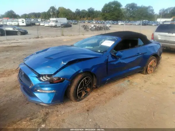 1FATP8UH6J5117678 2018 FORD MUSTANG - Image 2