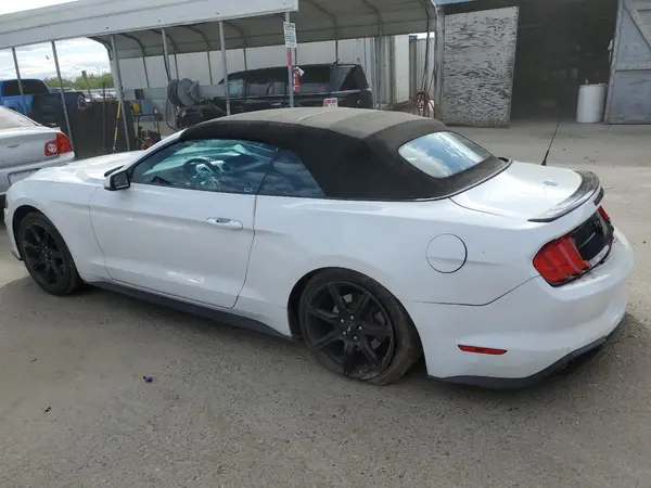 1FATP8UH6J5124498 2018 FORD MUSTANG - Image 2