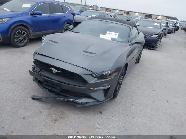 1FATP8UH6J5132682 2018 FORD MUSTANG - Image 2