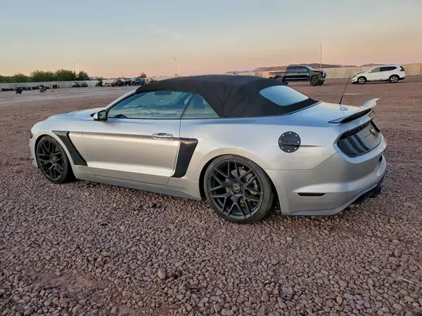 1FATP8UH6K5106438 2019 FORD MUSTANG - Image 2