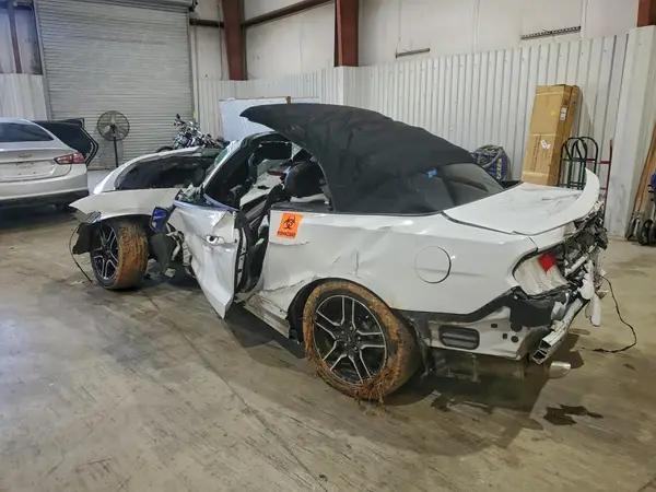 1FATP8UH6K5131503 2019 FORD MUSTANG - Image 2