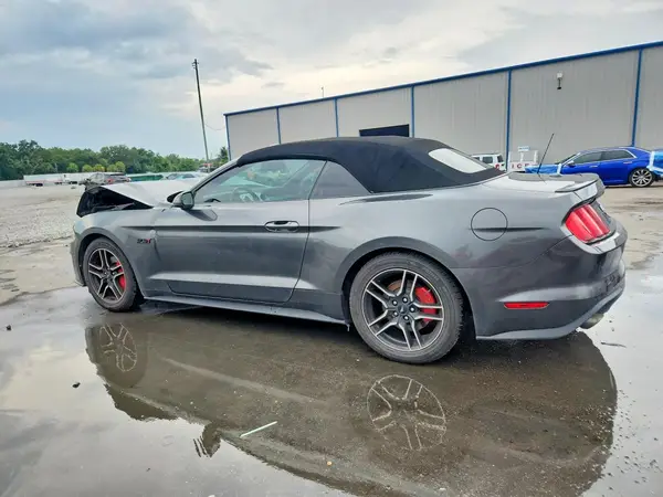 1FATP8UH6K5151573 2019 FORD MUSTANG - Image 2