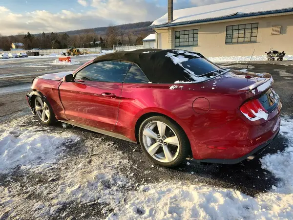 1FATP8UH6K5185044 2019 FORD MUSTANG - Image 2