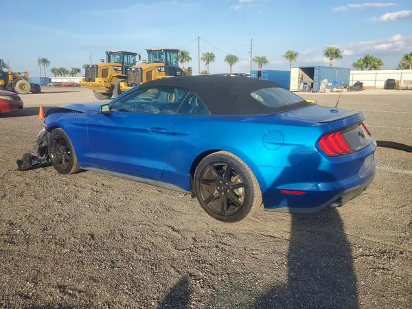 1FATP8UH6K5204613 2019 FORD MUSTANG - Image 2