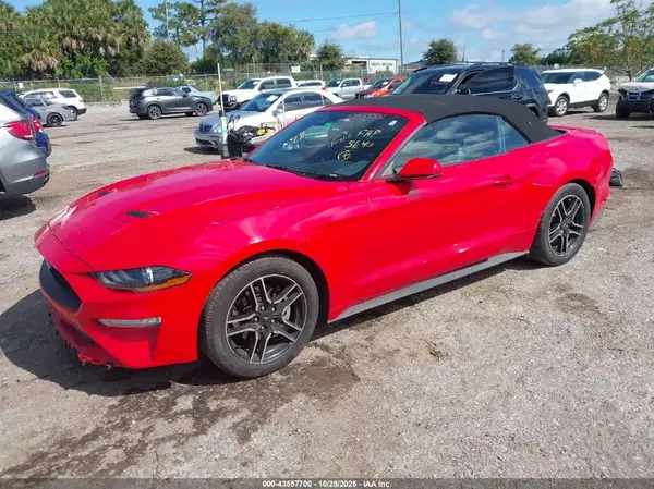 1FATP8UH6L5125640 2020 FORD MUSTANG - Image 2