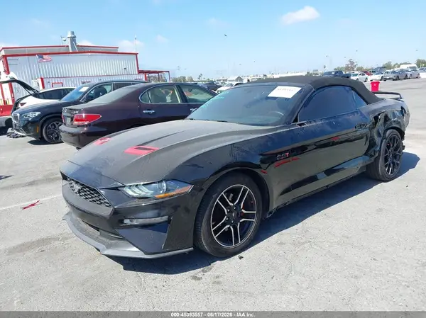 1FATP8UH6L5139649 2020 FORD MUSTANG - Image 2