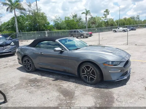1FATP8UH6M5105258 2021 FORD MUSTANG - Image 1