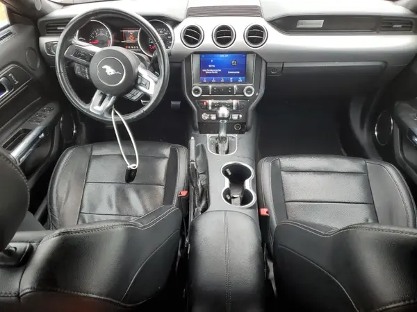 1FATP8UH6M5121654 2021 FORD MUSTANG - Image 8