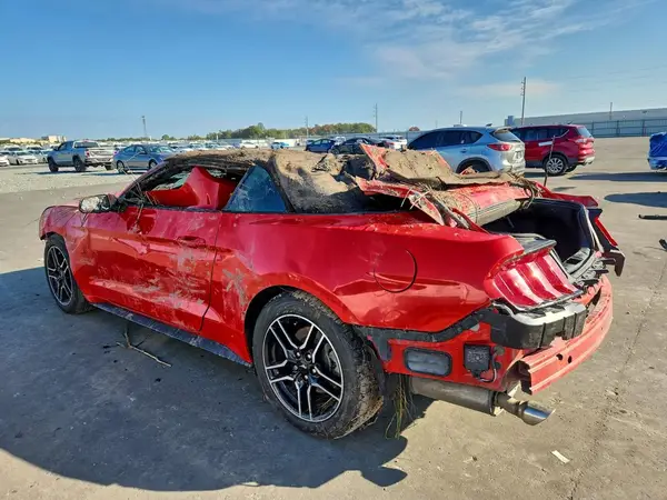 1FATP8UH6N5102314 2022 FORD MUSTANG - Image 2