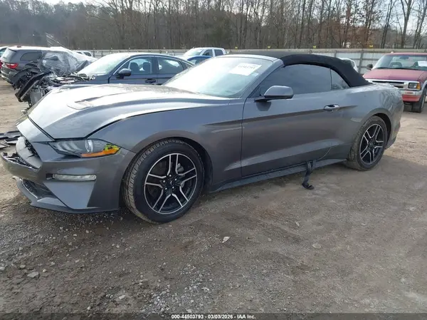 1FATP8UH6N5107156 2022 FORD MUSTANG - Image 2