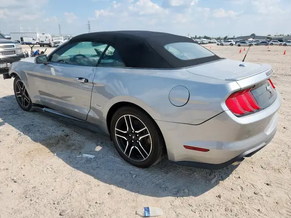 1FATP8UH6P5105281 2023 FORD MUSTANG - Image 2