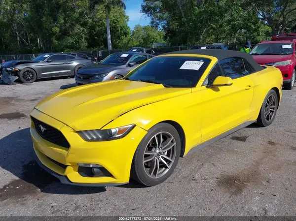 1FATP8UH7G5221928 2016 FORD MUSTANG - Image 2