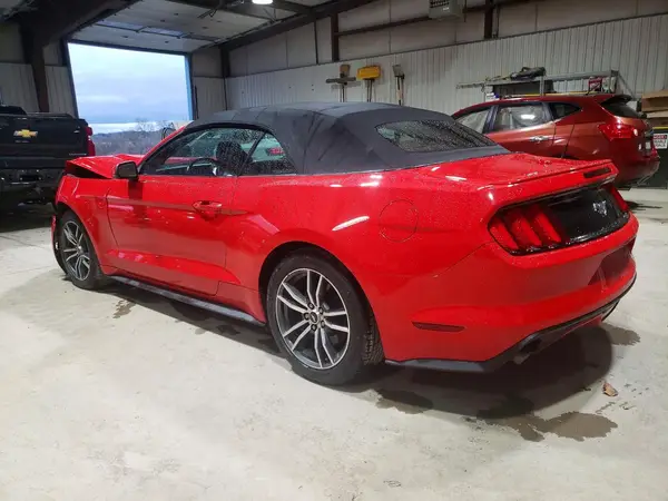 1FATP8UH7H5267518 2017 FORD MUSTANG - Image 2