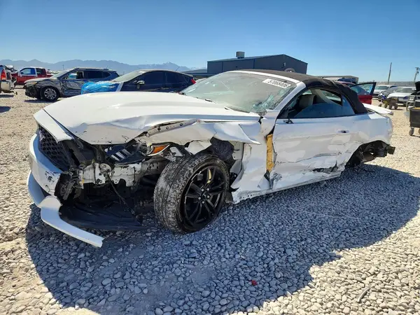 1FATP8UH7H5293908 2017 FORD MUSTANG - Image 1