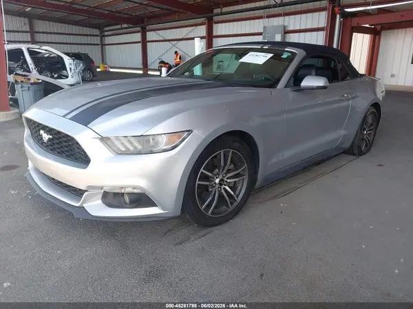 1FATP8UH7H5295173 2017 FORD MUSTANG - Image 2