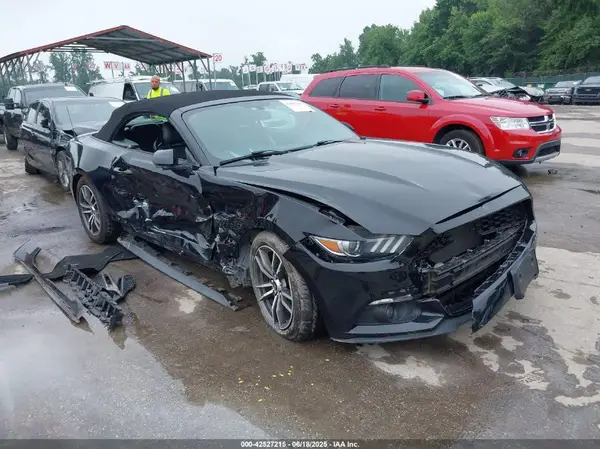 1FATP8UH7H5307810 2017 FORD MUSTANG - Image 1