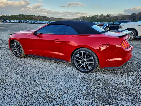 1FATP8UH7H5317642 2017 FORD MUSTANG - Image 2